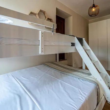 Διαμέρισμα Modern In - Larihome A14 Gravedona