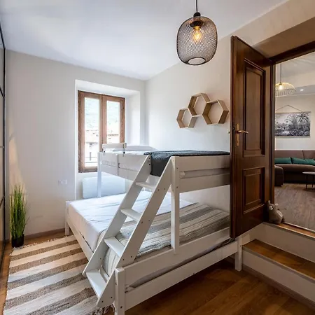 Modern In - Larihome A14 Apartment *