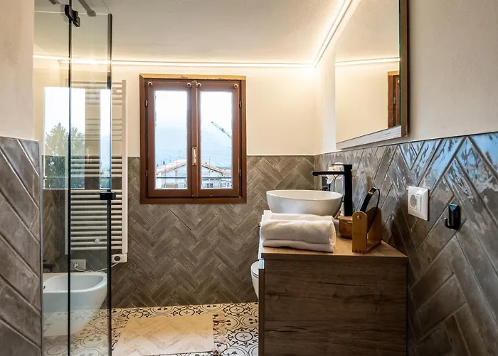 Modern In - Larihome A14