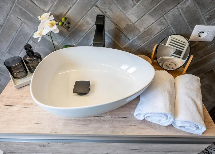 Modern In - Larihome A14 Apartament *