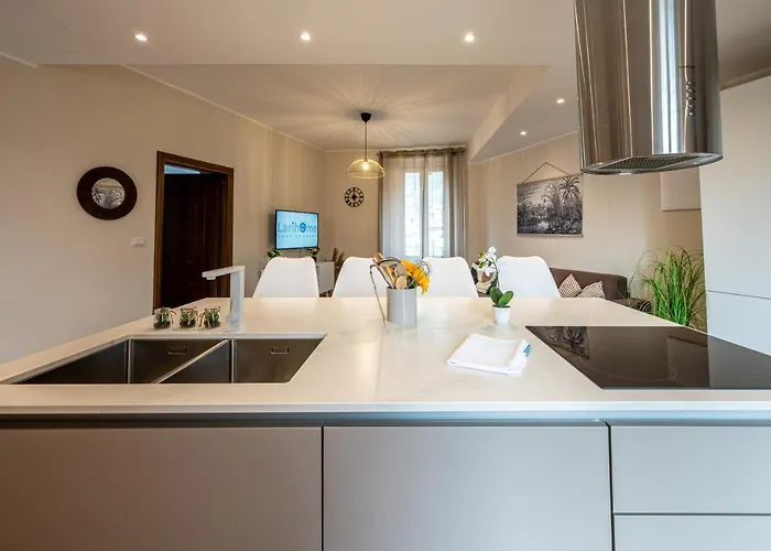 Apartament Modern In - Larihome A14 Gravedona