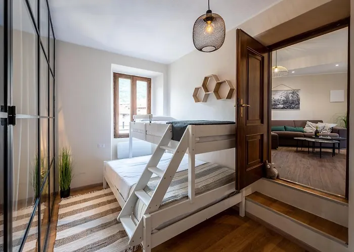 Modern In - Larihome A14 Apartament *