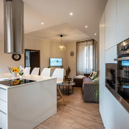Modern In - Larihome A14 شقة *